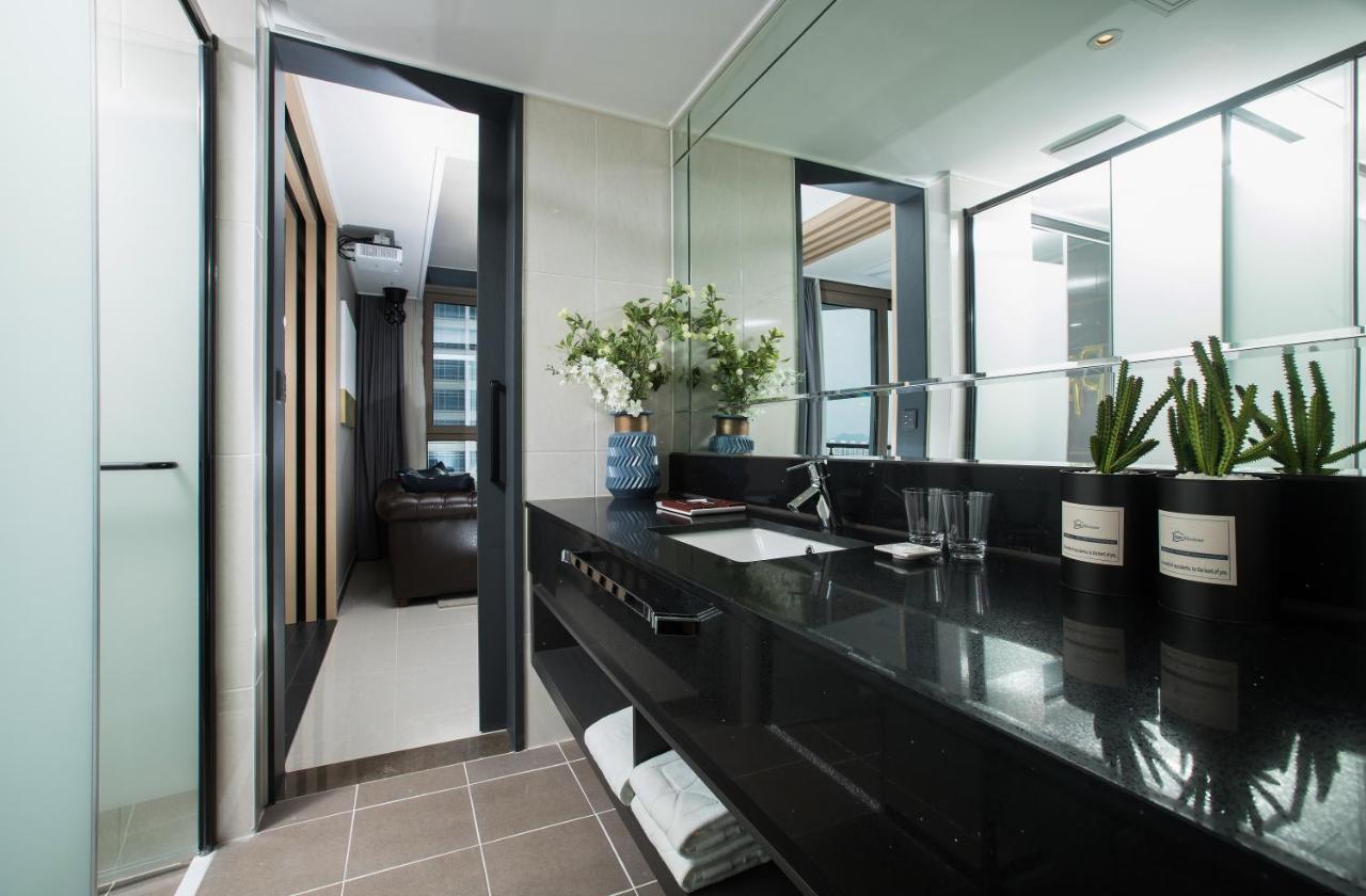Utop Boutique Hotel&Residence Gwangju Metropolitan City Екстер'єр фото