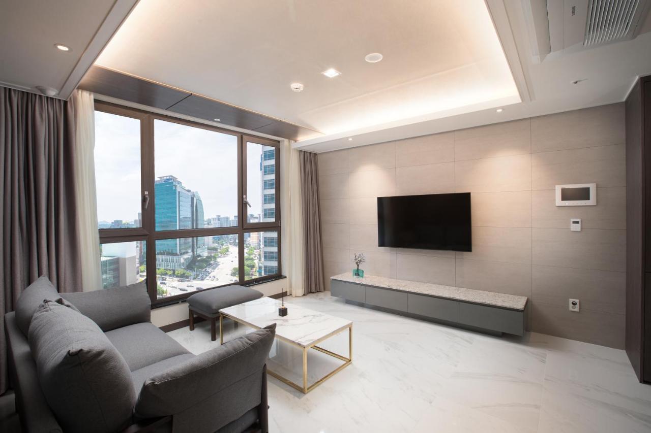 Utop Boutique Hotel&Residence Gwangju Metropolitan City Екстер'єр фото