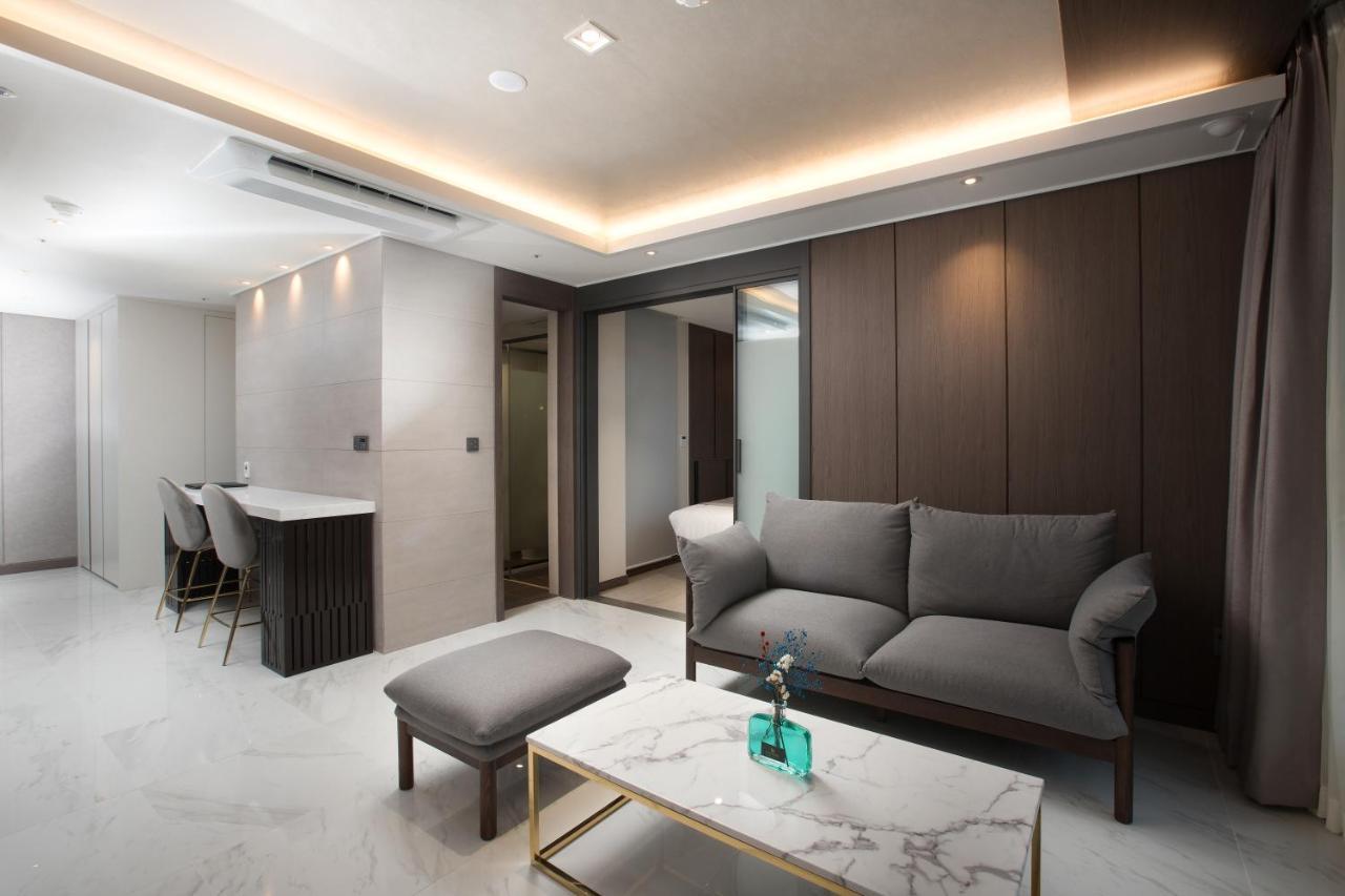 Utop Boutique Hotel&Residence Gwangju Metropolitan City Екстер'єр фото